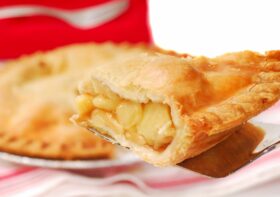 How To Bake: Apple Pie Using Canned Filling